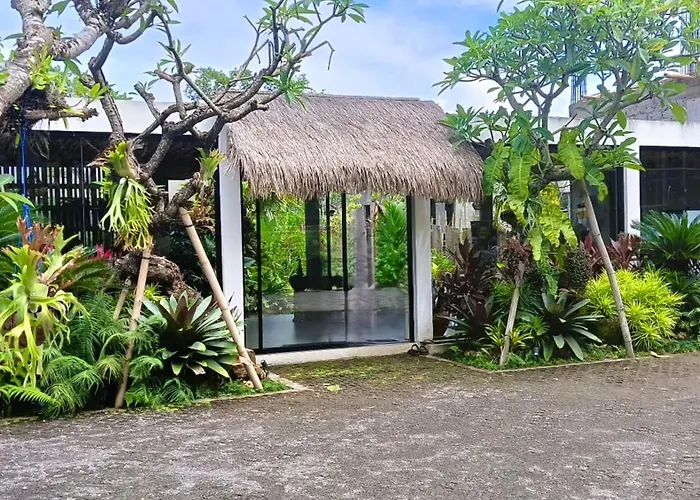 Villa Widji Garden *